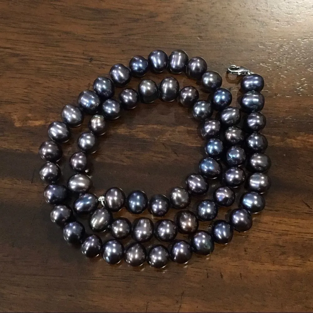 Peacock Pearl Necklace With Sterling Silver Clasp Purple - Image 4