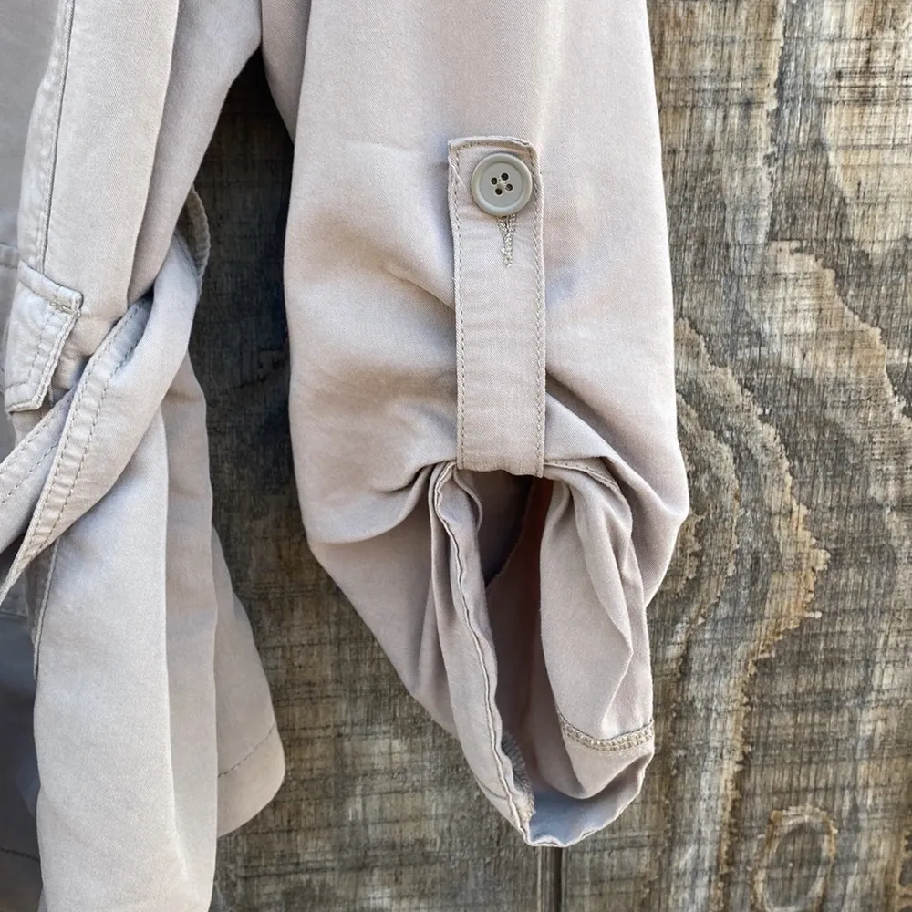 Torrid Khaki Cargo Button Up Lightweight Jacket Size 3 - Image 3