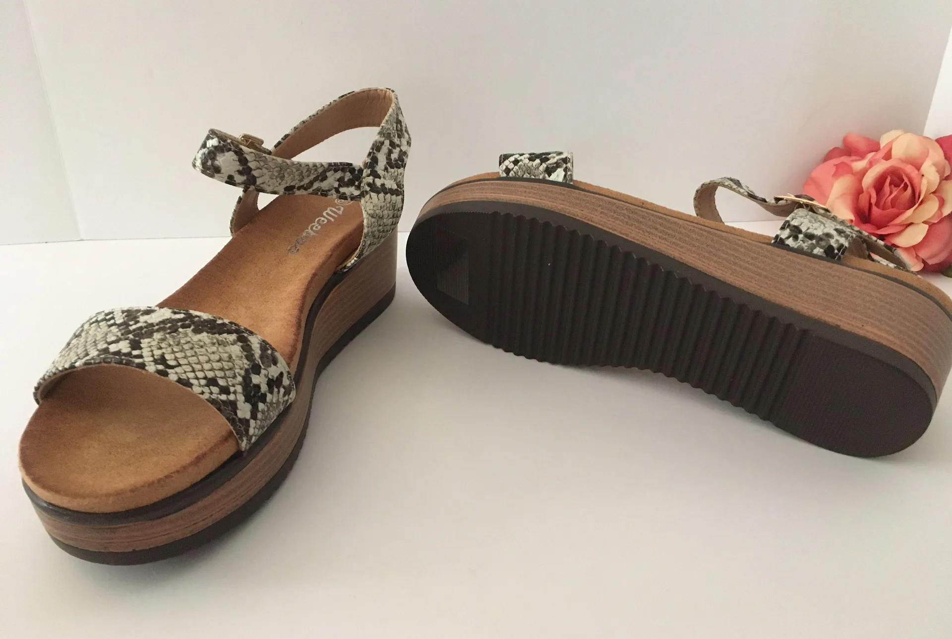 Snake Print Sandals, Size 7 1/2 Gray - Image 6