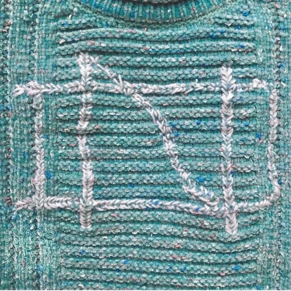 Notre Dame blue and white embroidered sweater Size M - Image 2