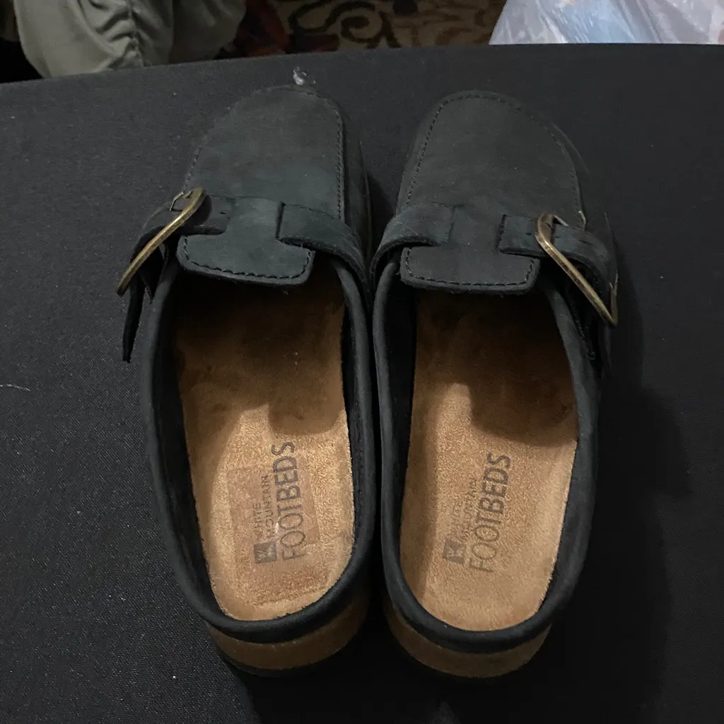 WHITE MOUNTAIN FOOTBEDS BLACK LEATHER MULES NO SIZE TAG MEASURES APPROX 11” EUC Gray - Image 11