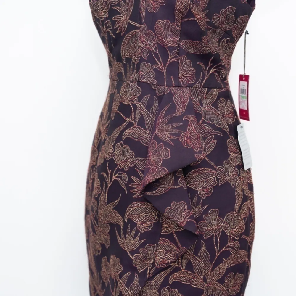 Vince Camuto. Jacquard Embroidered  Dress. - Image 6