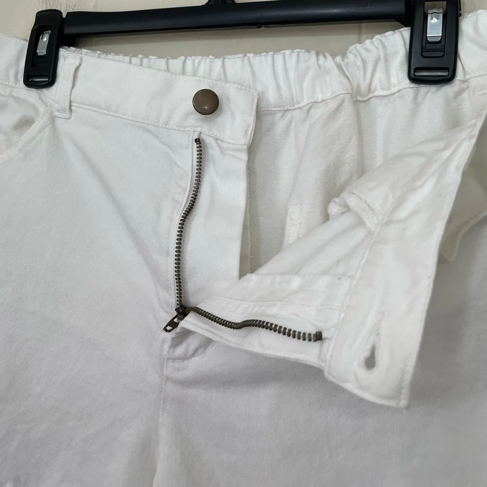 Young Fabulous Broke White Cut Off Shorts Lightweight Elastic Waist ~ Size L - Image 4