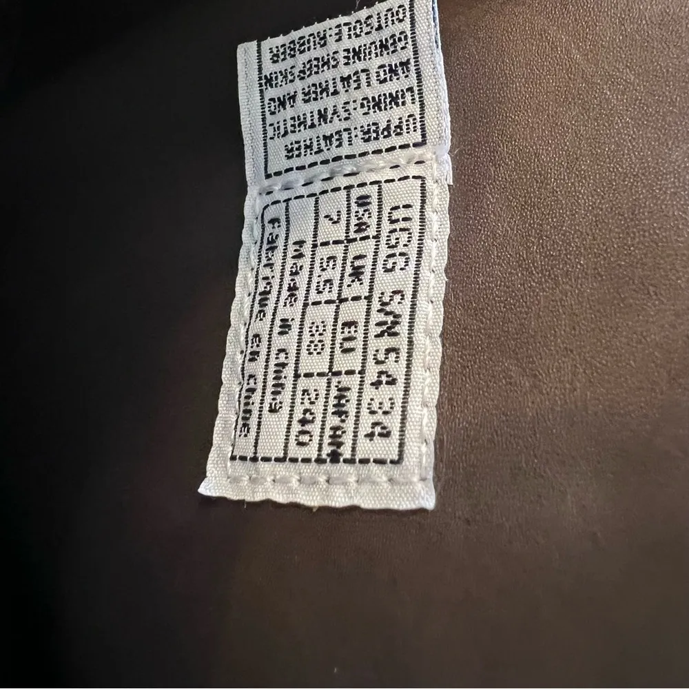 UGG AUSTRALIA Leather Mid-calf Slip-on Boots - Image 11