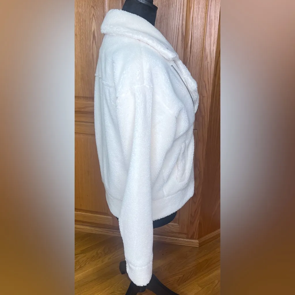 Lulus Wishing for Warmth‎ Cream Shearling Teddy Fuzzy Moto Jacket Coat Size XS - Image 10