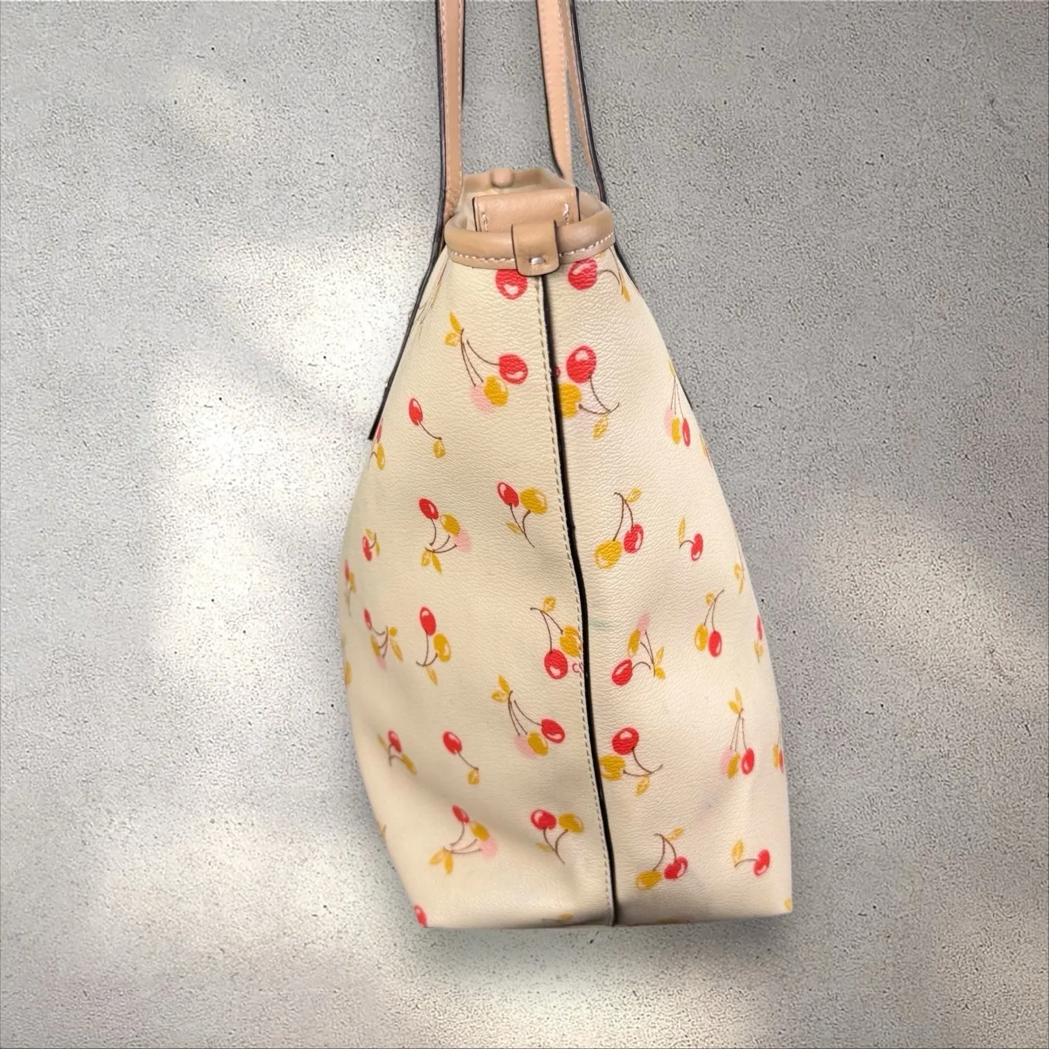 Coach City Zip Tote Canvas Leather W Red Yellow Pink Cherry Print Shoulder Bag - Image 4