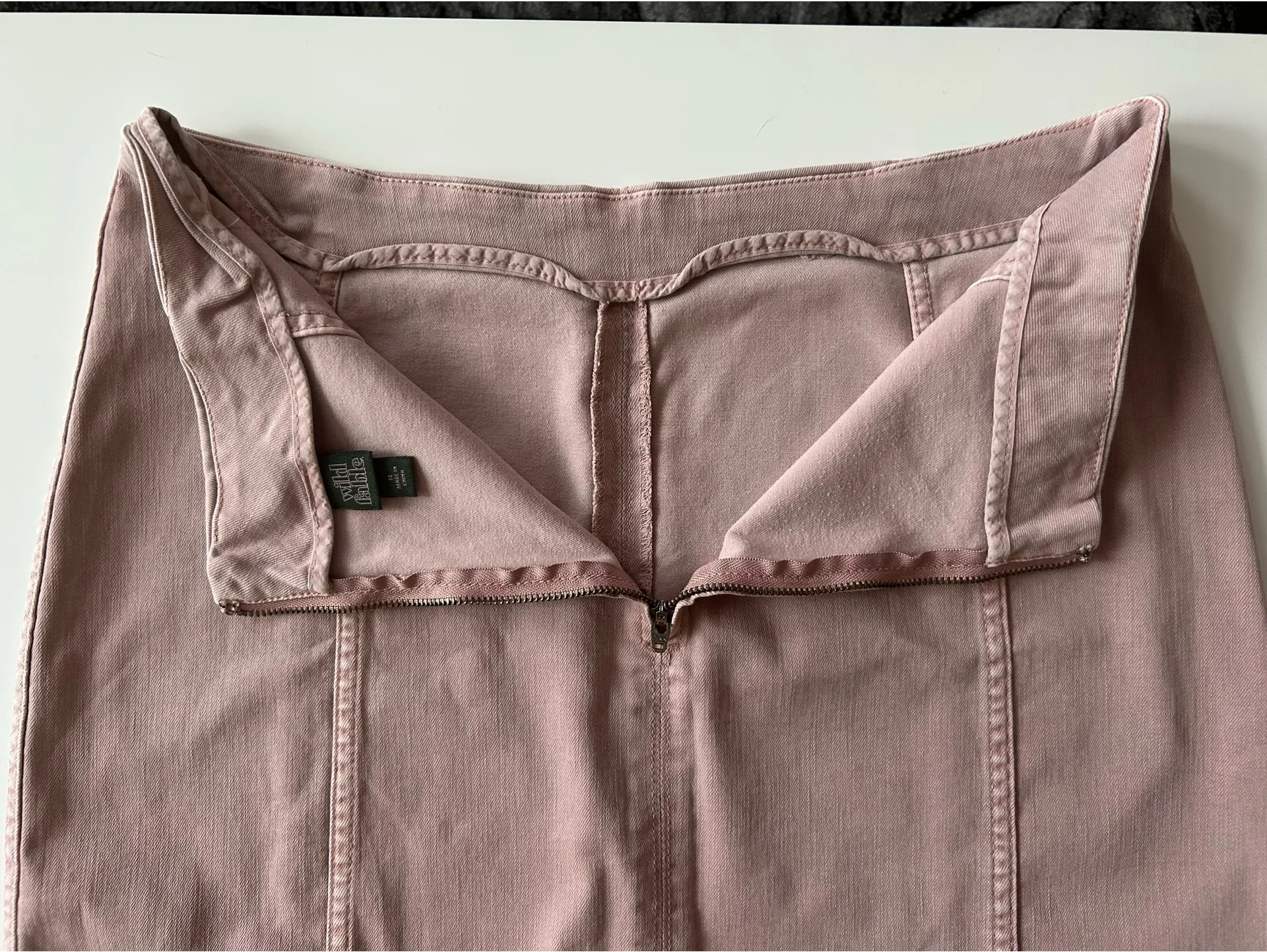 Blush  skirt - Image 3