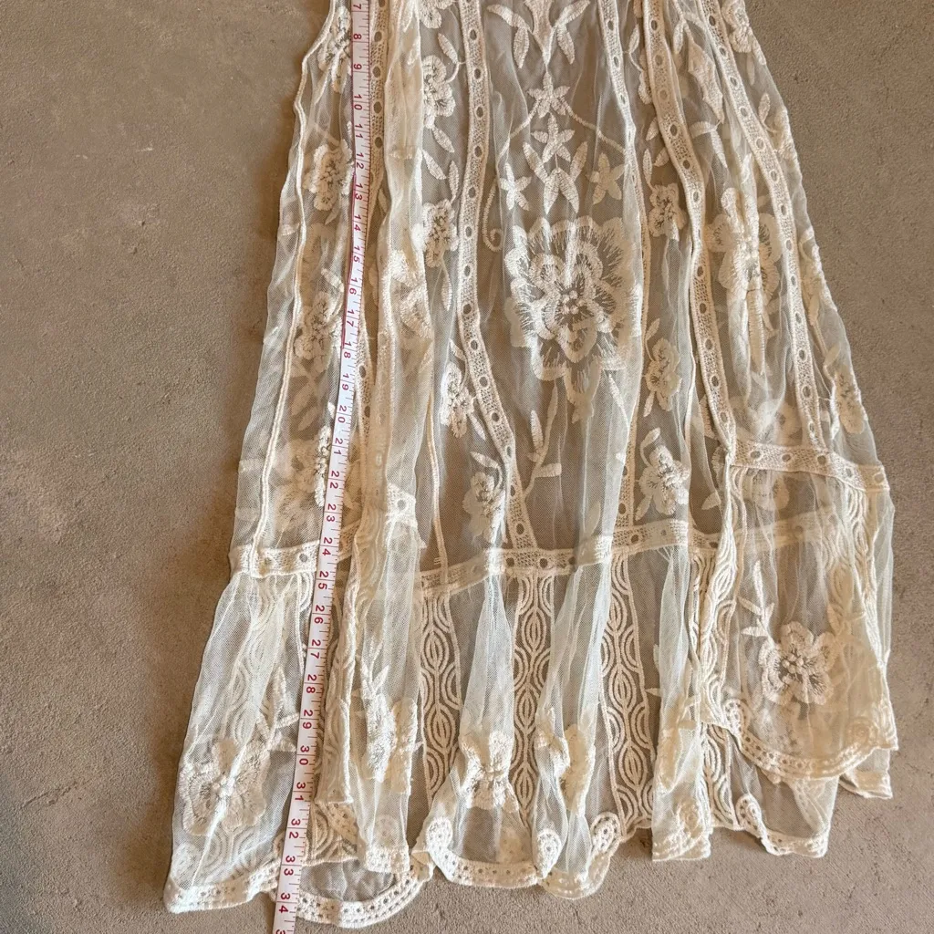 Chic Lace Open - Image 11