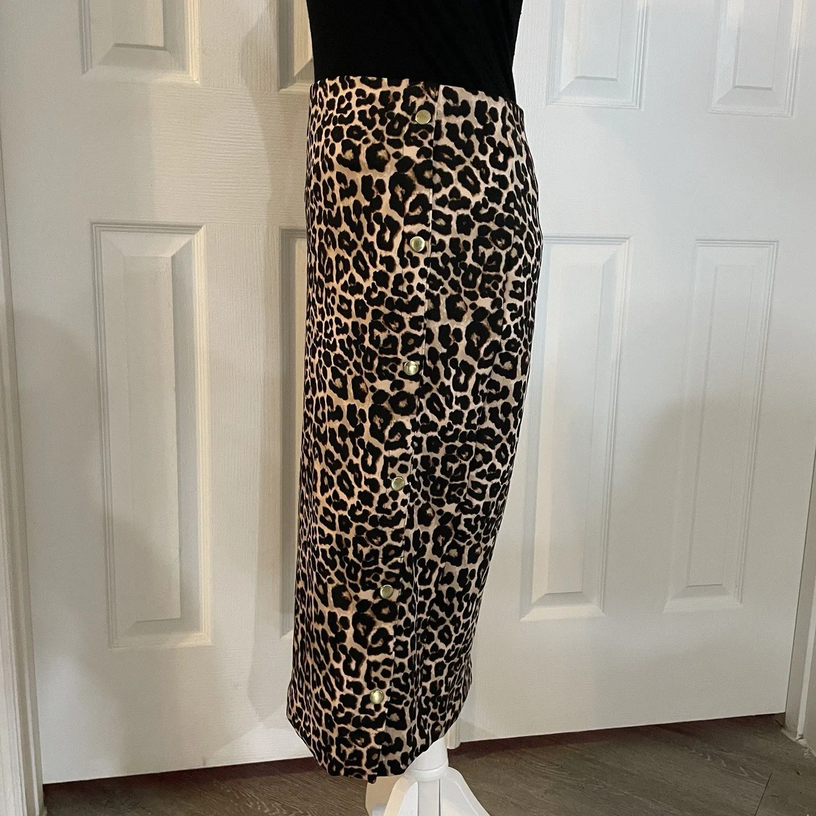 Leopard Print Pencil Skirt Size Small Bold Elememts Cut To Curve - Image 2