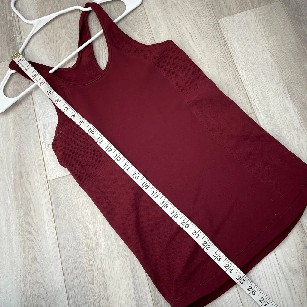 Lululemon Reveal Racerback Tank Top womens Red size 4 workout running activewear - Image 5