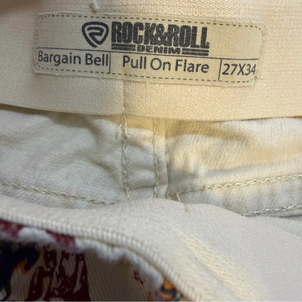 rock & roll denim bragain bells high rise desert print pull on flare jeans 27x34 Brown Size 27 - Image 7