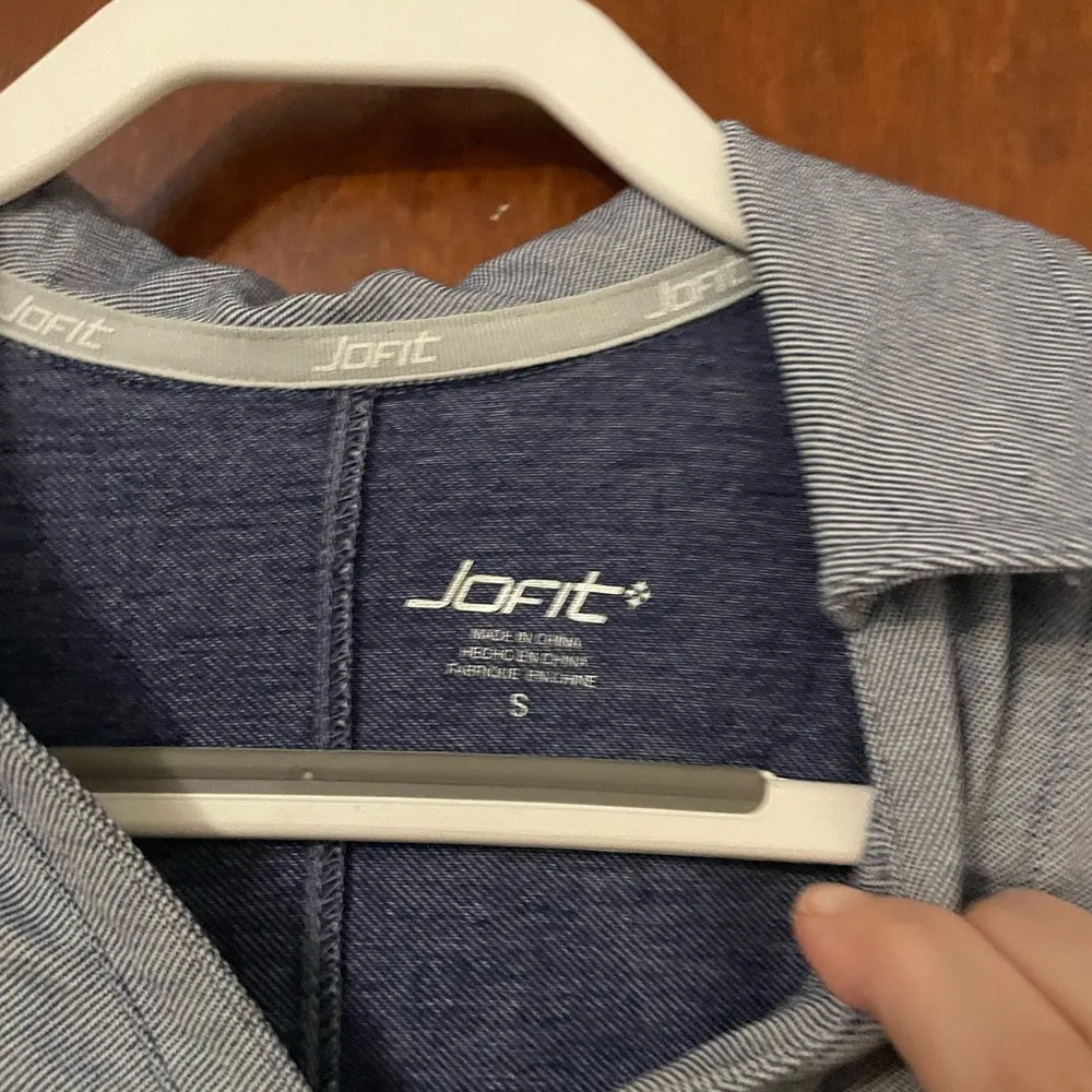 Jofit Blue Chambray Sleeveless Collared Golf Dress - Image 3