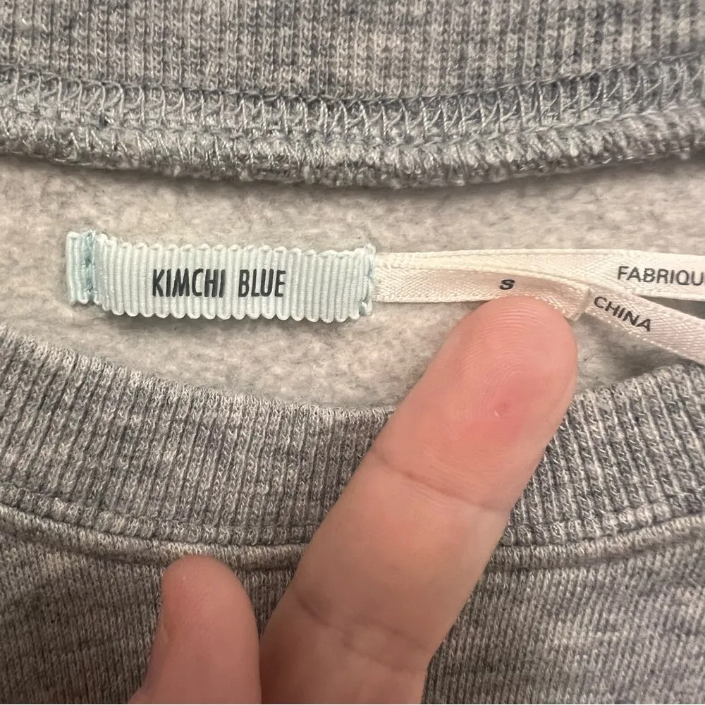 Kimchi Blue for Urban Outfitters Gray Lace Detail Crop Tank Top Size Small - Image 4