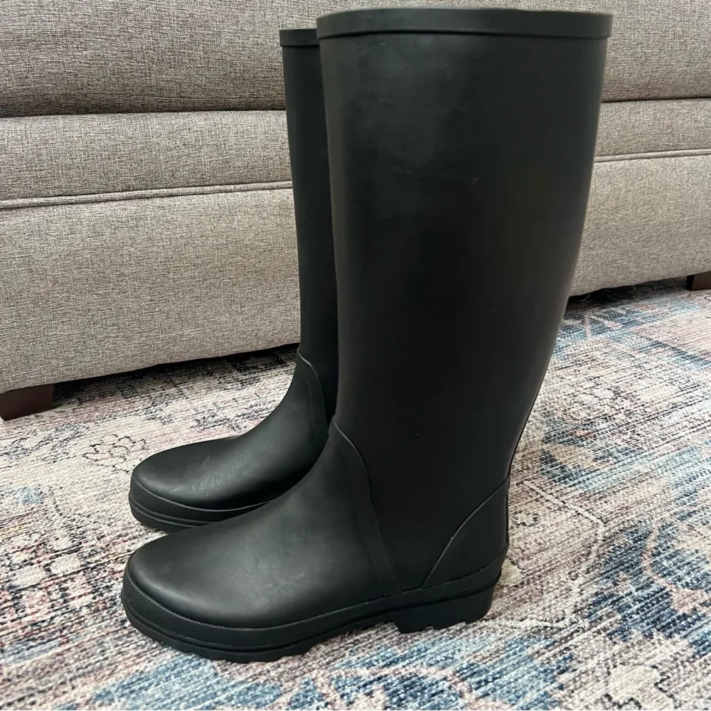 J.Crew Tall Lug Sole Rain Boots in Black Size 7 Waterproof Rubber Boots - Image 3