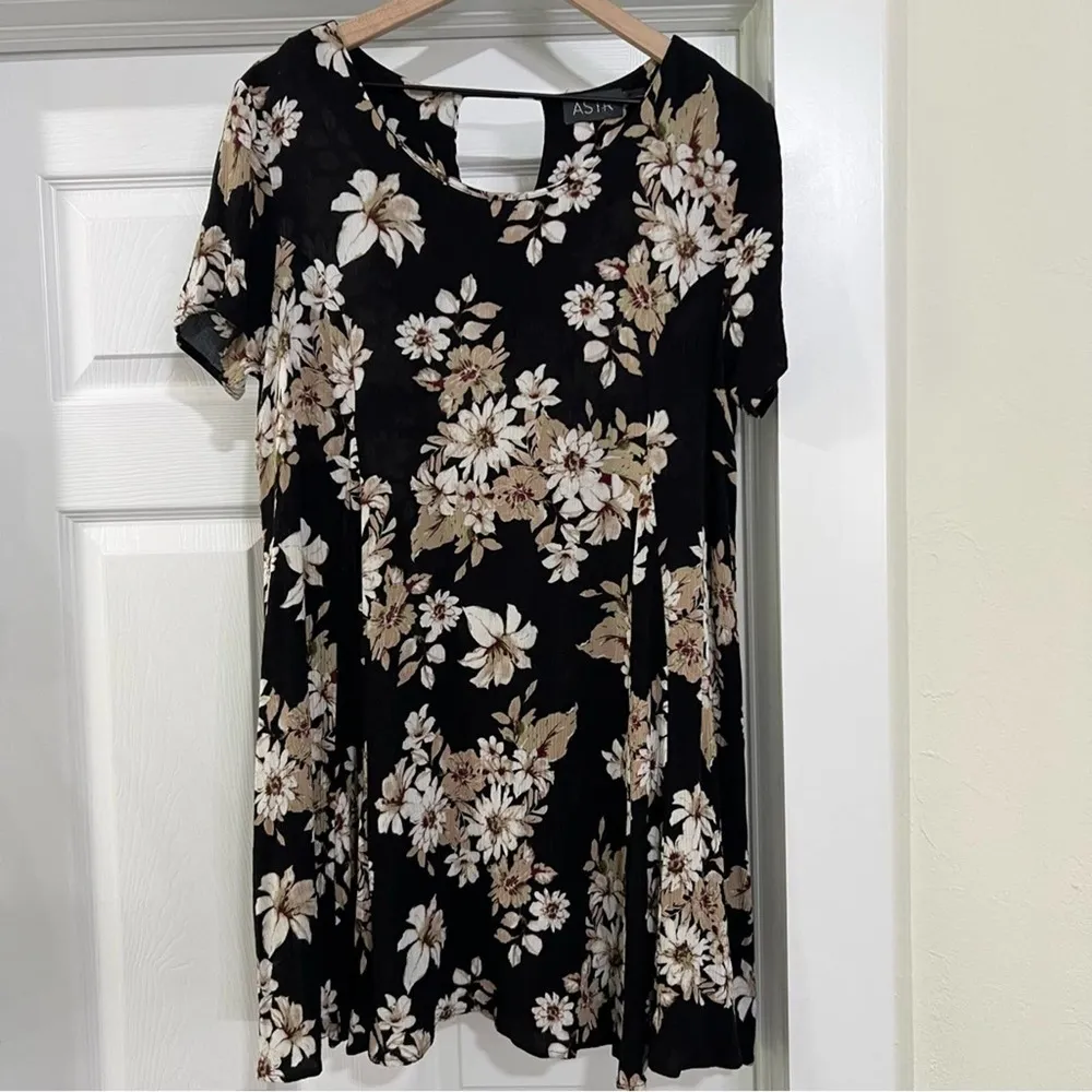 Anthropologie ASTR the Label Black Floral Babydoll Dress Size Medium - Image 64