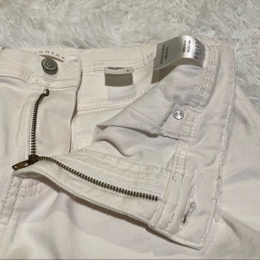 Eunina Riley Distressed Mid Thigh Mid Rise Jean Short in White Large NWT - Image 5