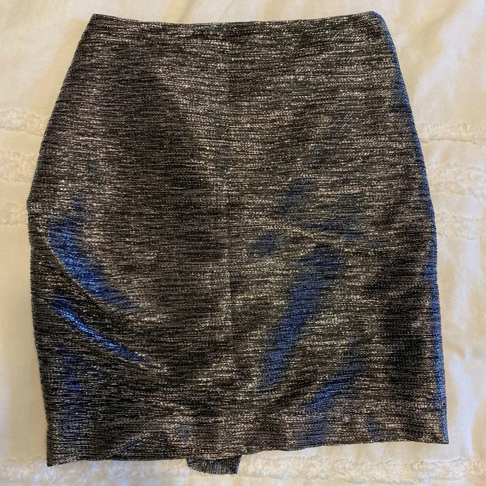 Maje Metallic skirt with ruffle detail - Image 5