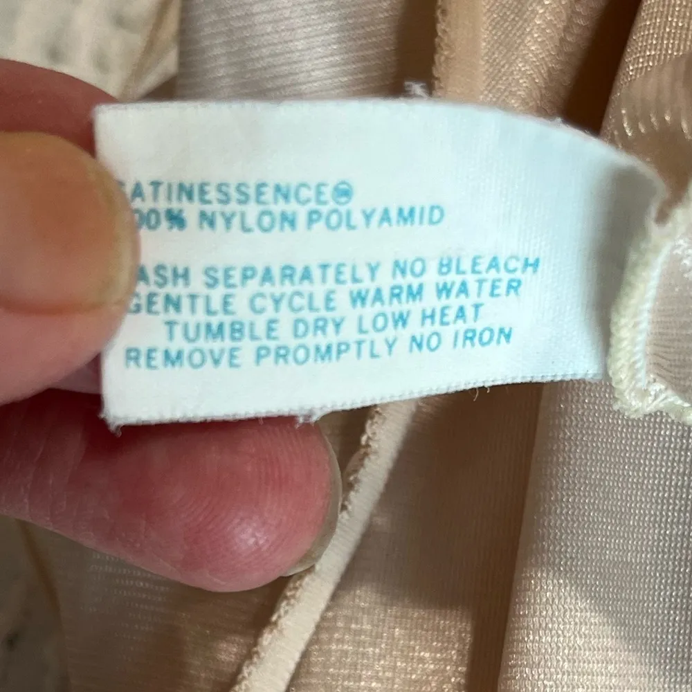 Vintage Full Slip Romantic Nude Beige Womens 32 L Vassarette Satinessence - Image 6