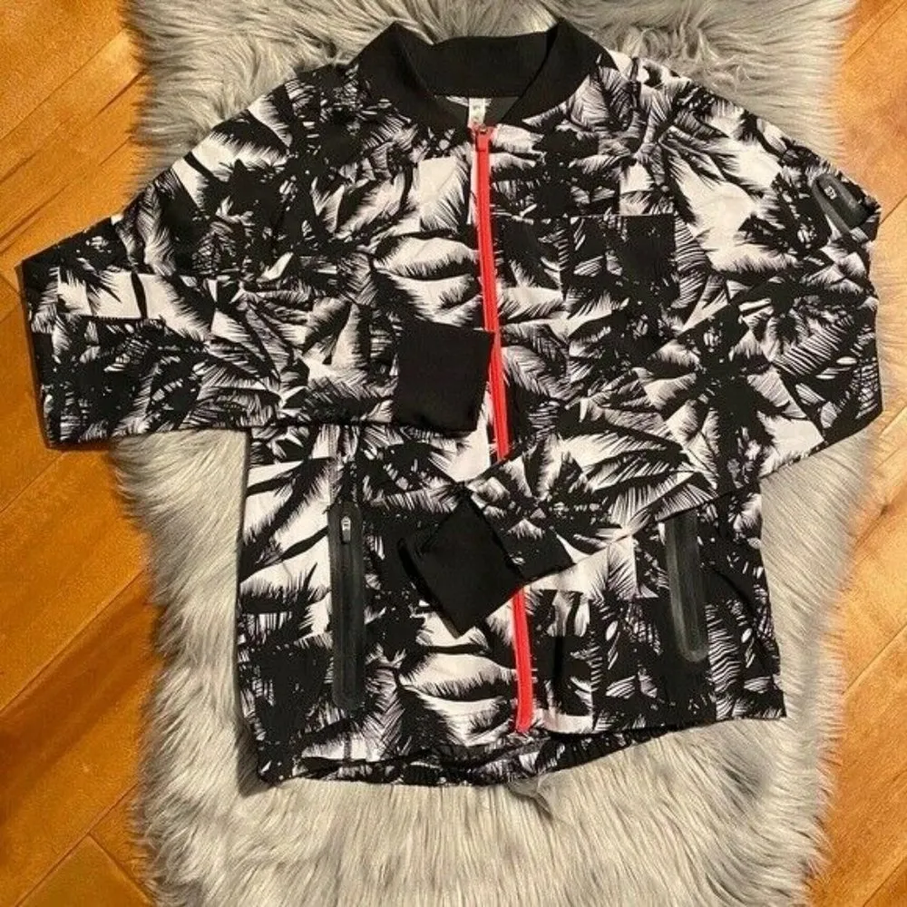 Fabletics Diana Bomber Jacket Size Small - Image 4