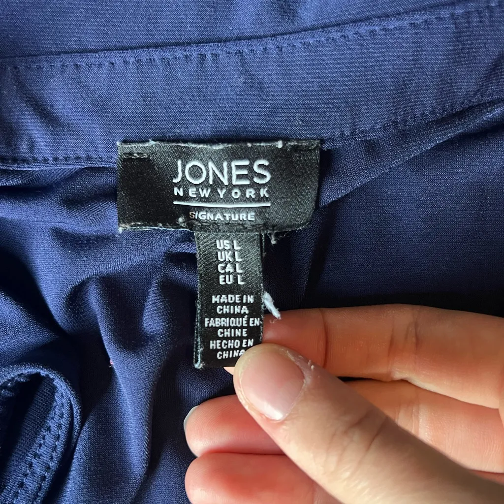 Jones New York Women’s Navy Sleeveless Top - Image 3