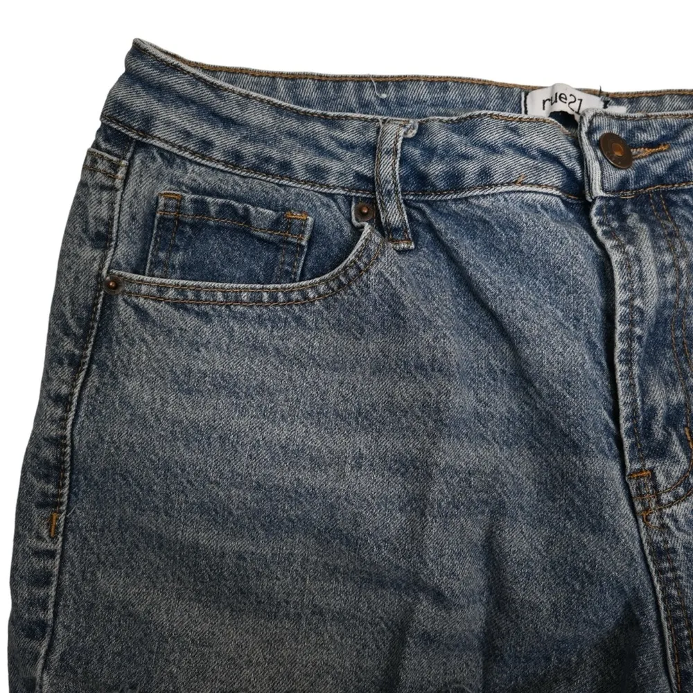 Rue21 Womens 16 Distressed Straight Boyfriend Jean - Image 6