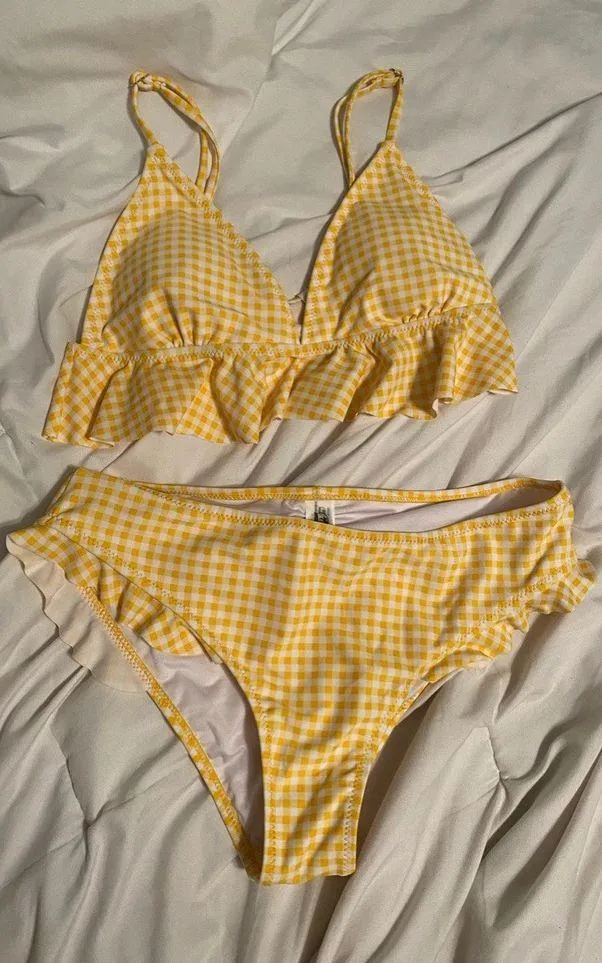 Cupshe Bikini Set - Image 3