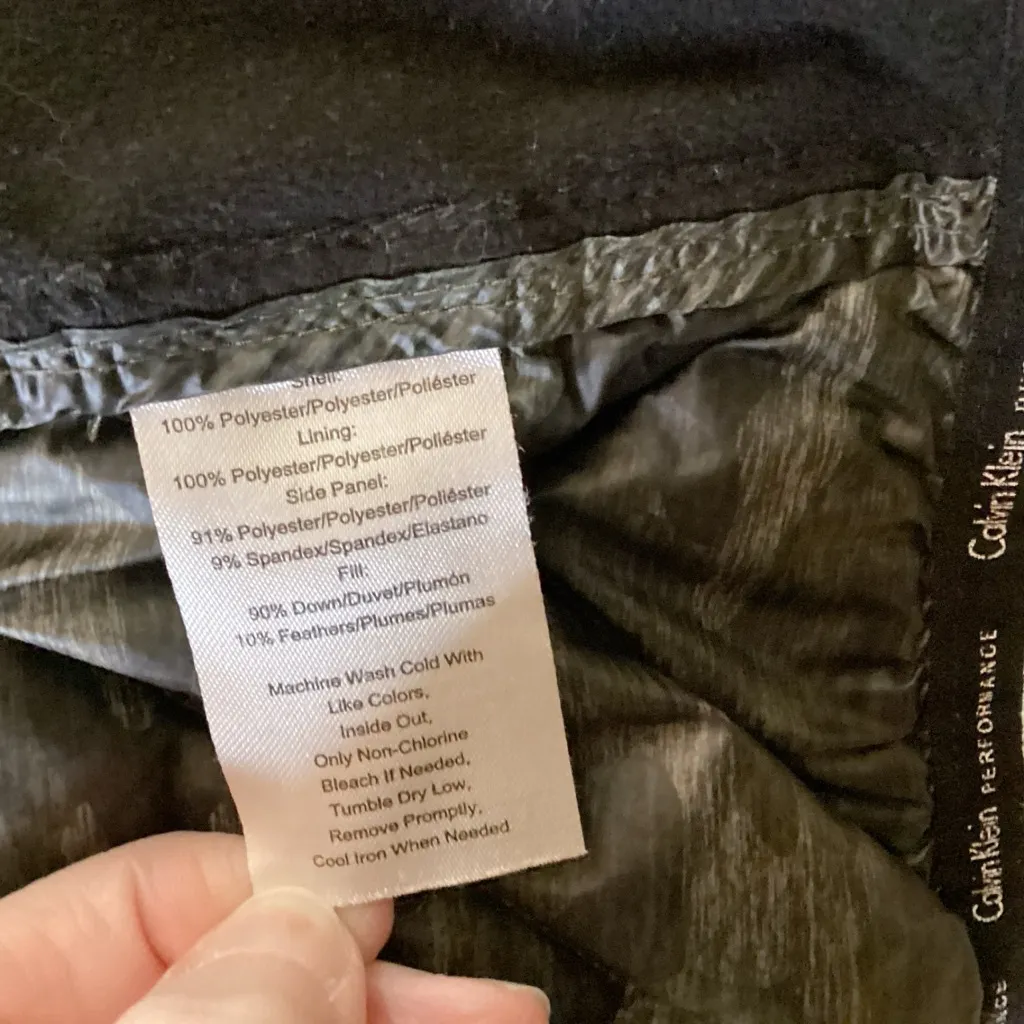 Calvin Klein Camo Performance Vest with Down Fill - Image 6