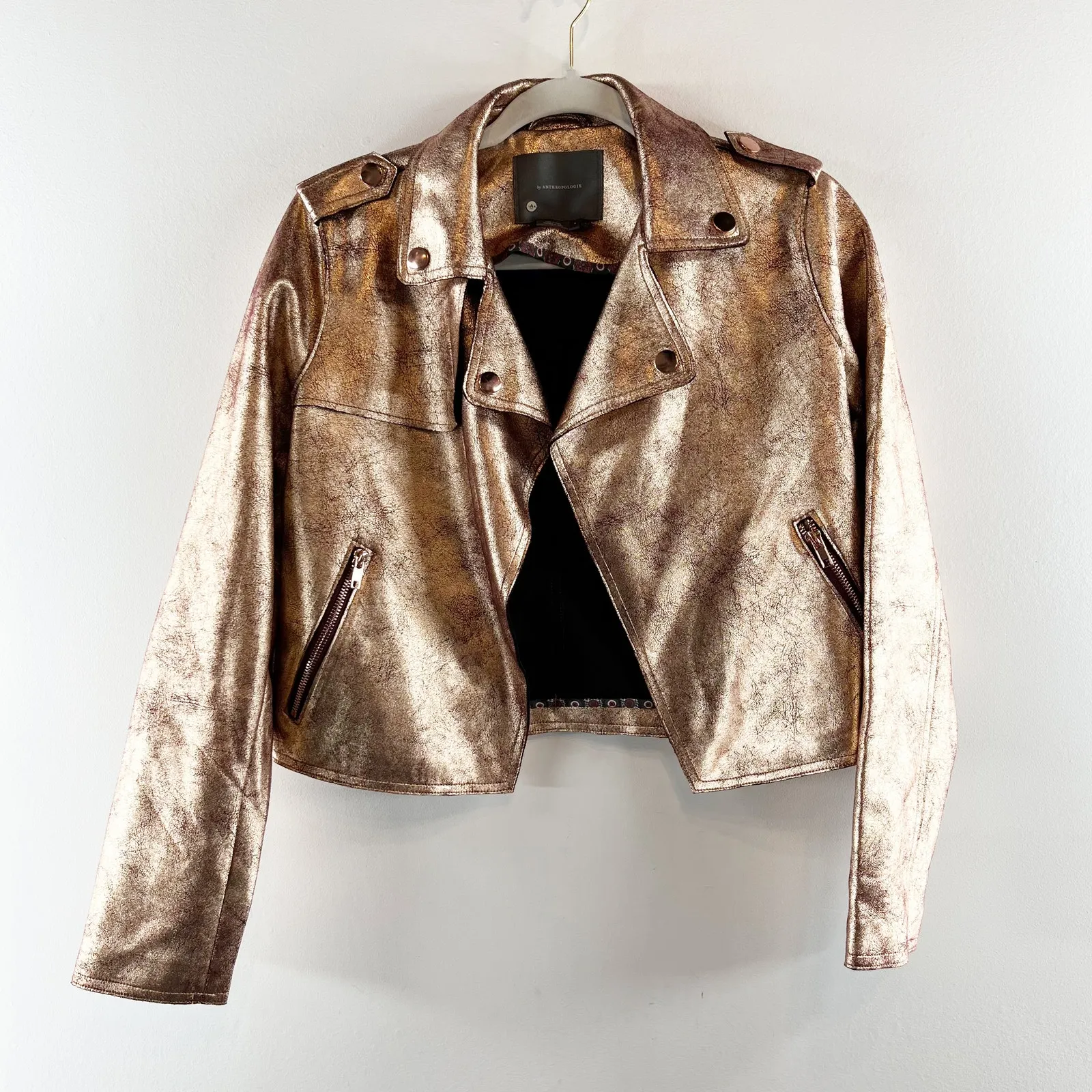 Anthropologie Brisa Metallic Cropped Faux Leather Moto Jacket Rose Gold Small - Image 4