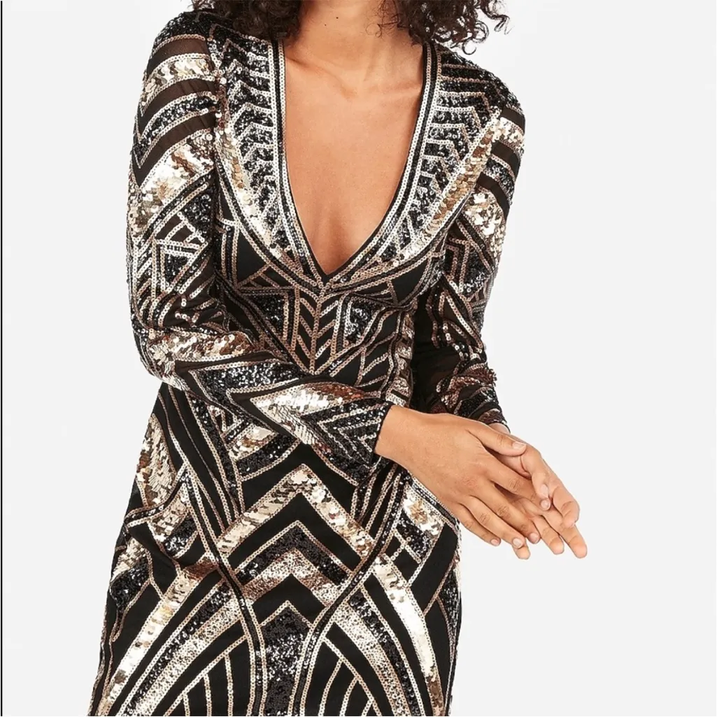 Express sequin shiny gold & black vneck long sleeve bodycon dress - Image 2