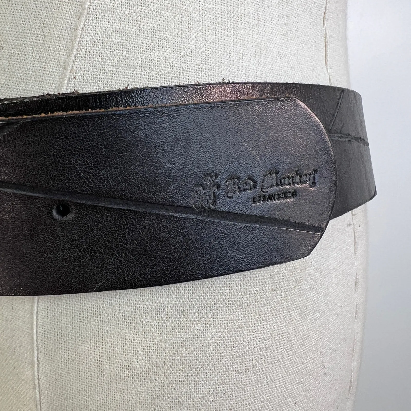 Red Monkey Brown Leather Belt Metal Circle Statement Buckle - Image 4