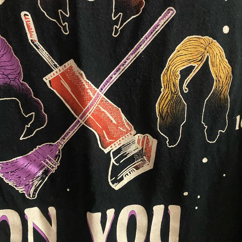 Disney Womens Hocus Pocus Black Graphic Tee T Shirt XL 44” I Put A Spell On You - Image 4