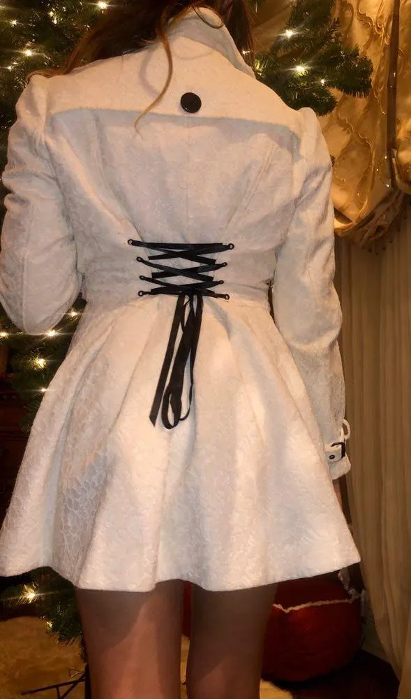 White Laced Corset Jacket Size L - Image 2