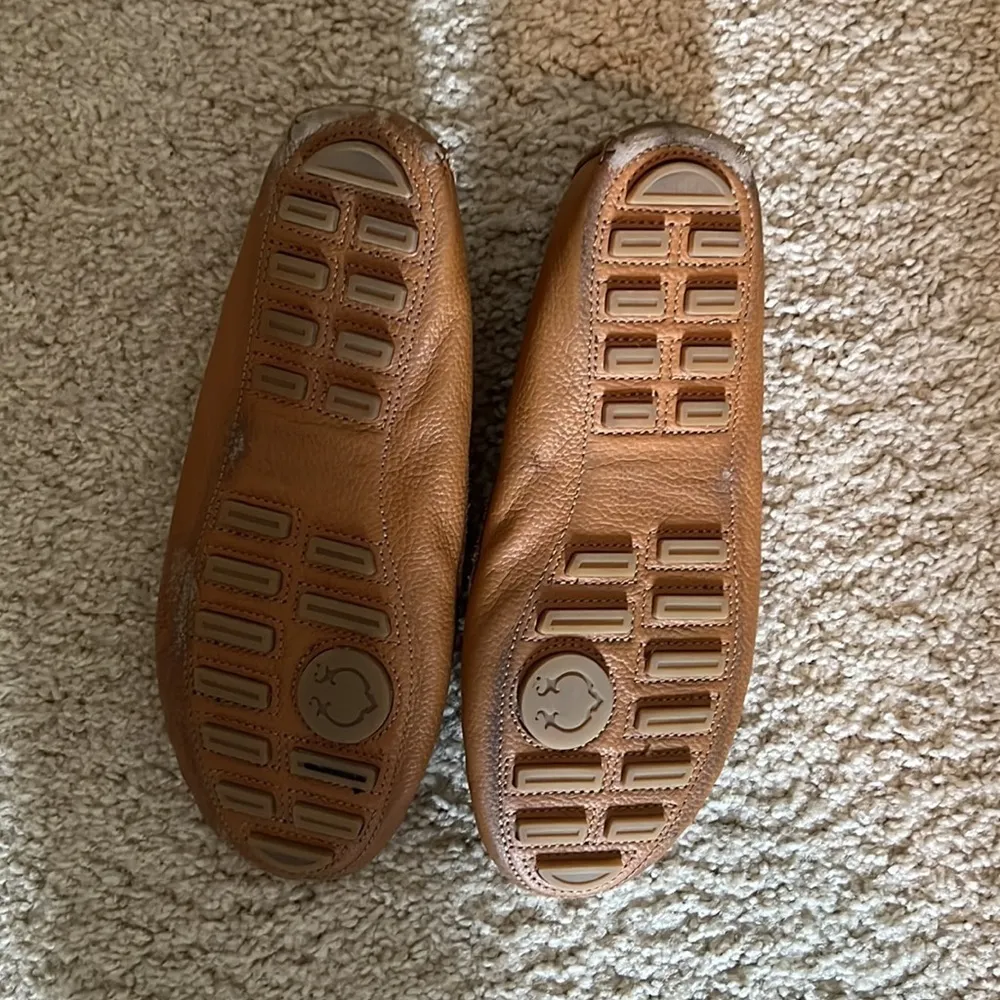 Tan leather C WONDER flat size 9.5 - Image 2