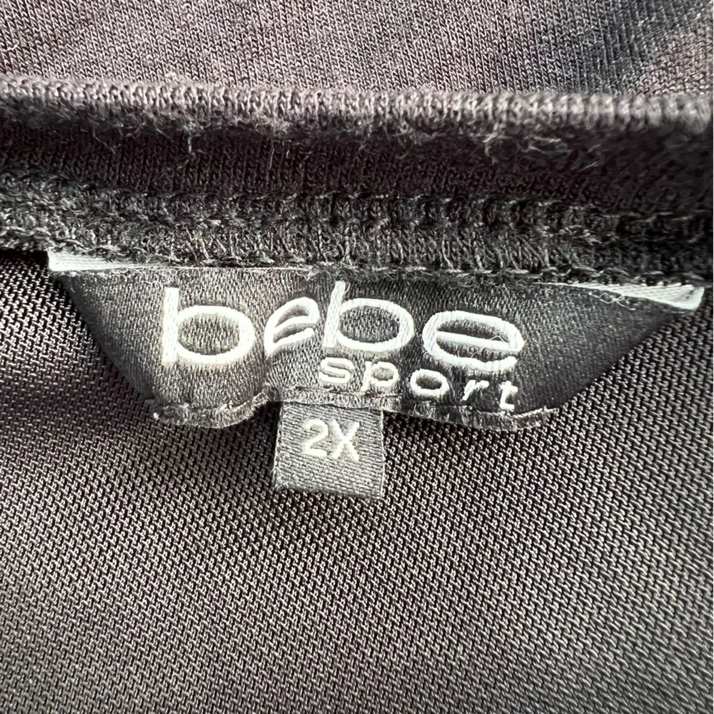 Bebe Sport Black‎ & Gold Spellout V Neck T Shirt - Image 6