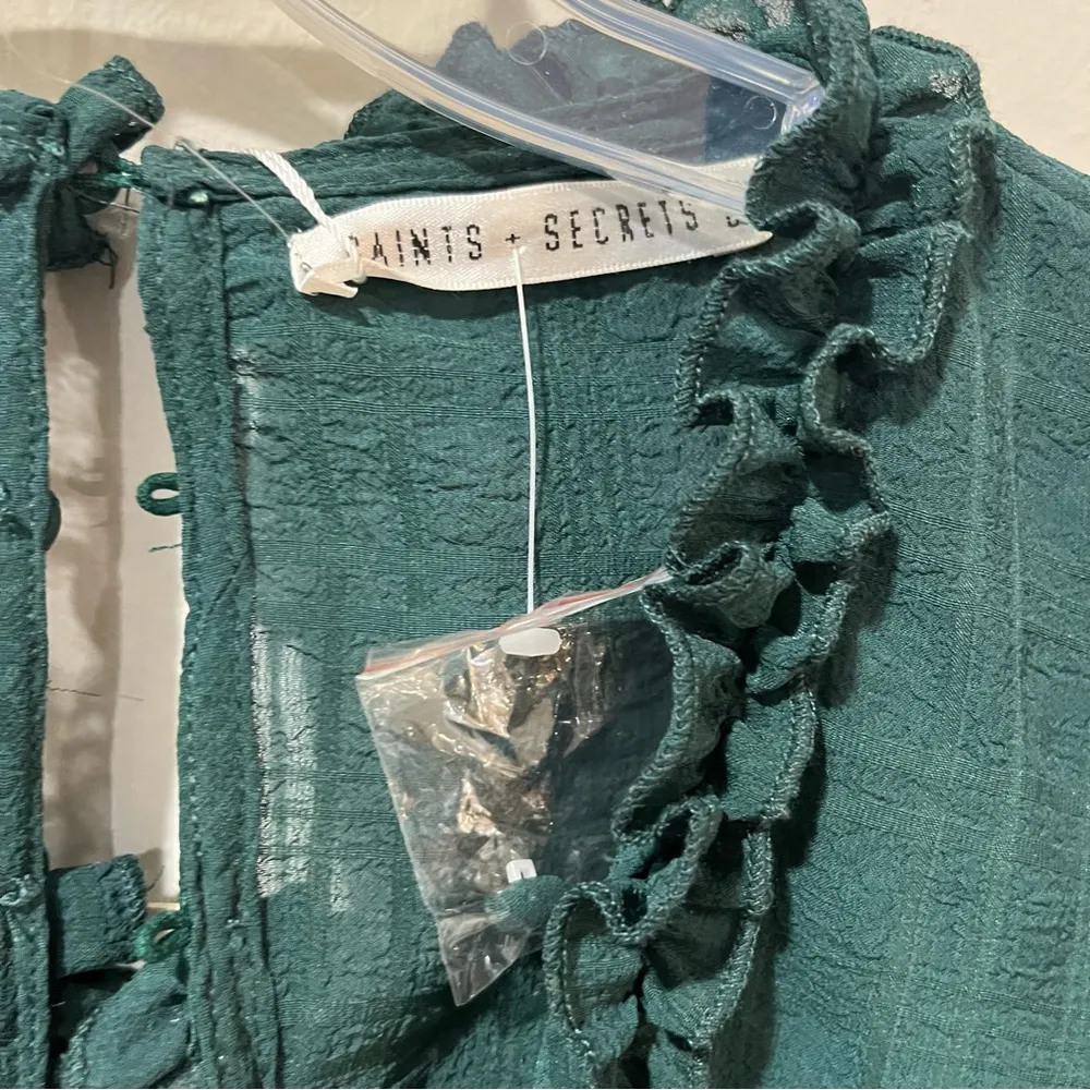 NEW SAINTS + SECRETS SMALL green ruffle smocked waist mini dress Long Sleeve NWT - Image 5