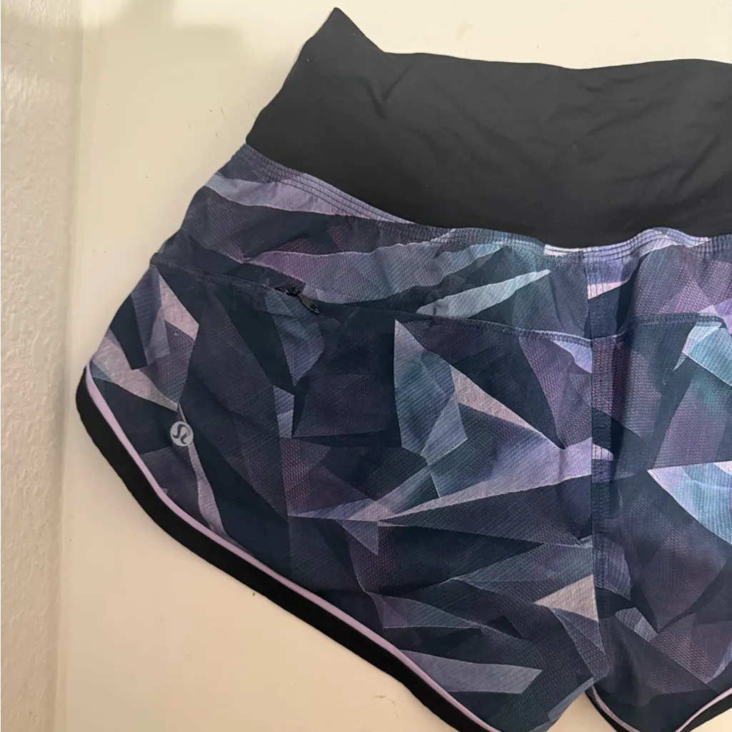 Lululemon Drop It Low Short Pretty Prism Multi / Black / Lilac Size 6 - Image 9