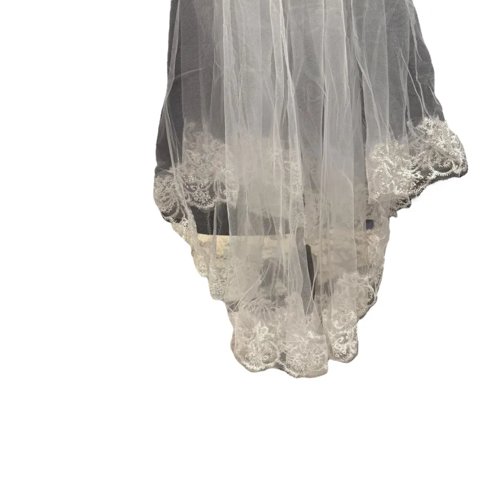 Beautiful White Lace Unbranded Elegant Dress Size 1X & Veil w/ Hair Comb - Image 10