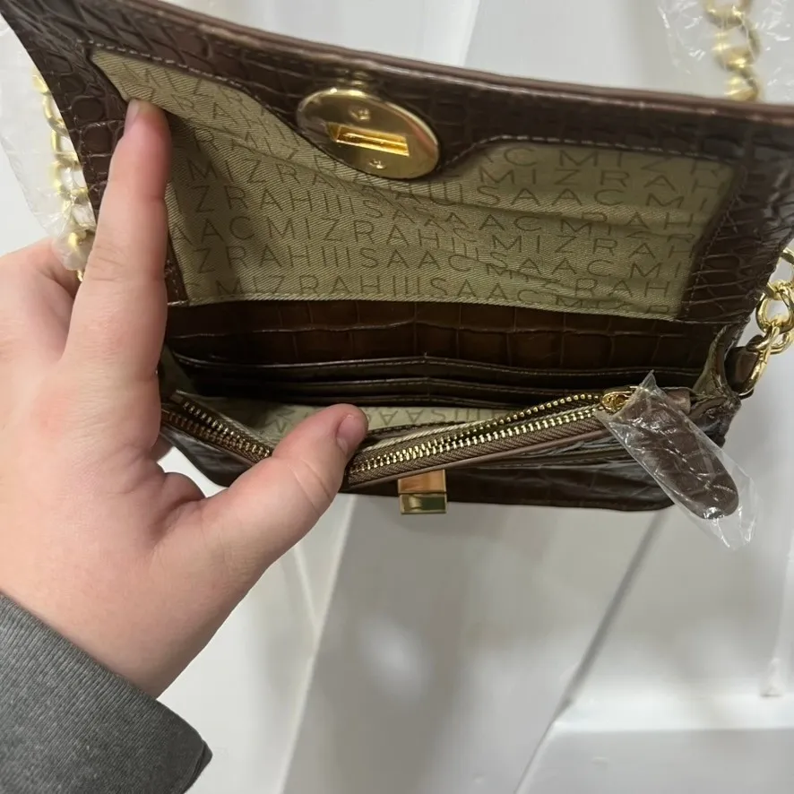 Isaac Mizrahi Womens Crossbody Bag Brown Croc Leather Flap Chain NEW - Image 9