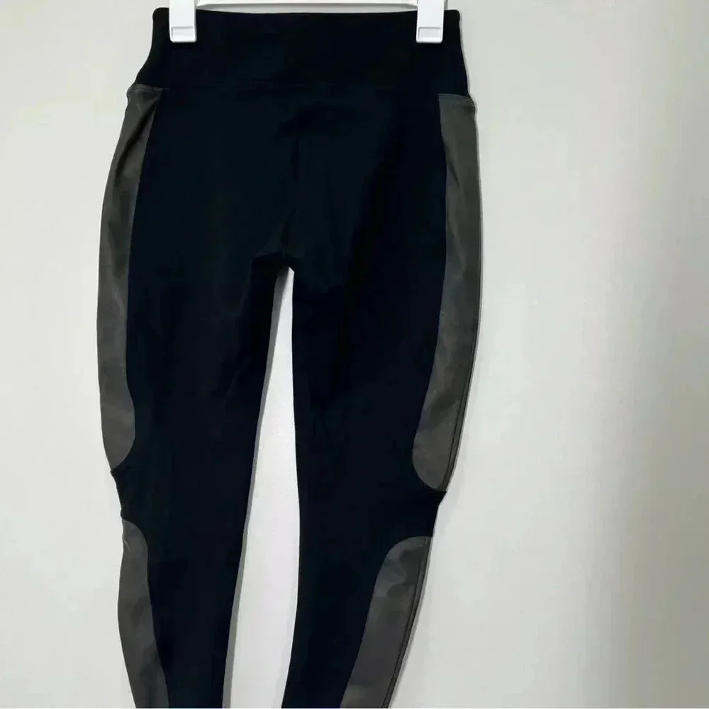 Spanx Women's  Faux Leather Side Panel‎ Ponte Knit Very Black Leggings si… - Image 5