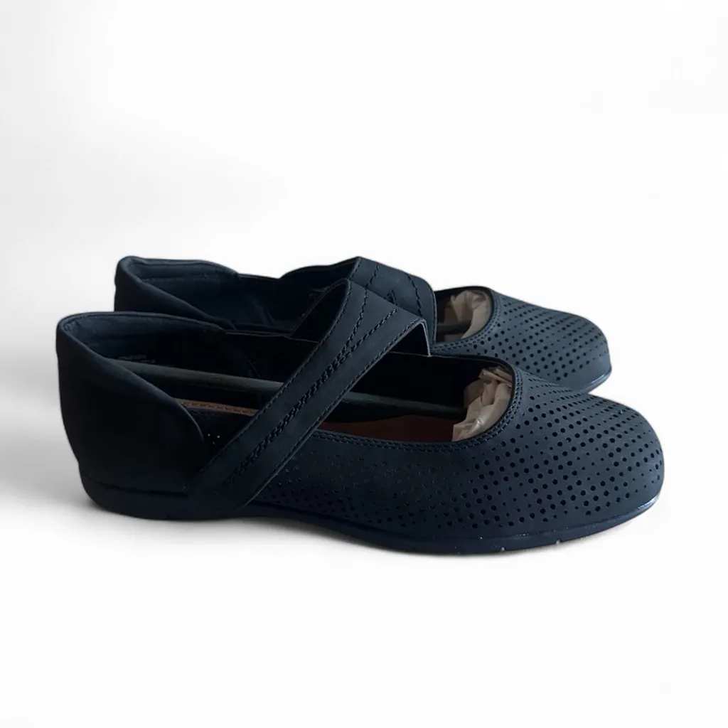 NWT Comfortview Black Perforated Mary Jane Flats Size 8 | Cross Strap | Giftable - Image 4