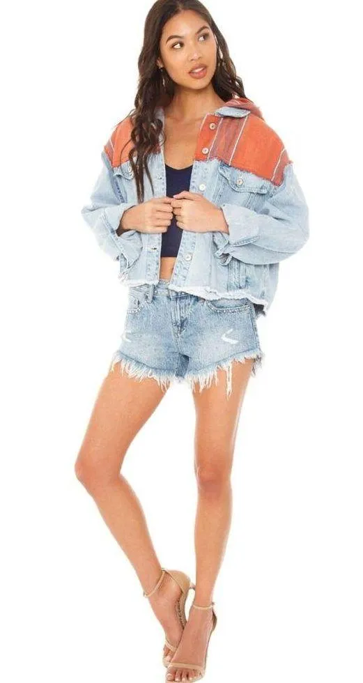 Baja Hooded Denim Jacket Light Wash Denim Orange  Size Medium - Image 5