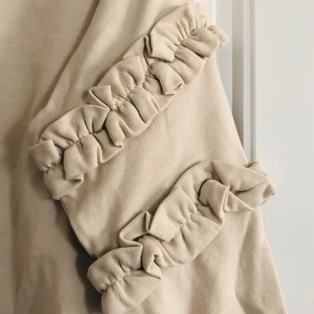 NWT For The Republic Sweatshirt Beige French Terry Ruffled Sleeve Size S $58 - Image 6