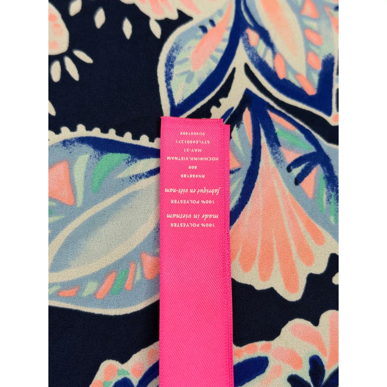 NEW Lilly Pulitzer Reversible Florin Sleeveless V-Neck Top Womens 2XS Navy - Image 10