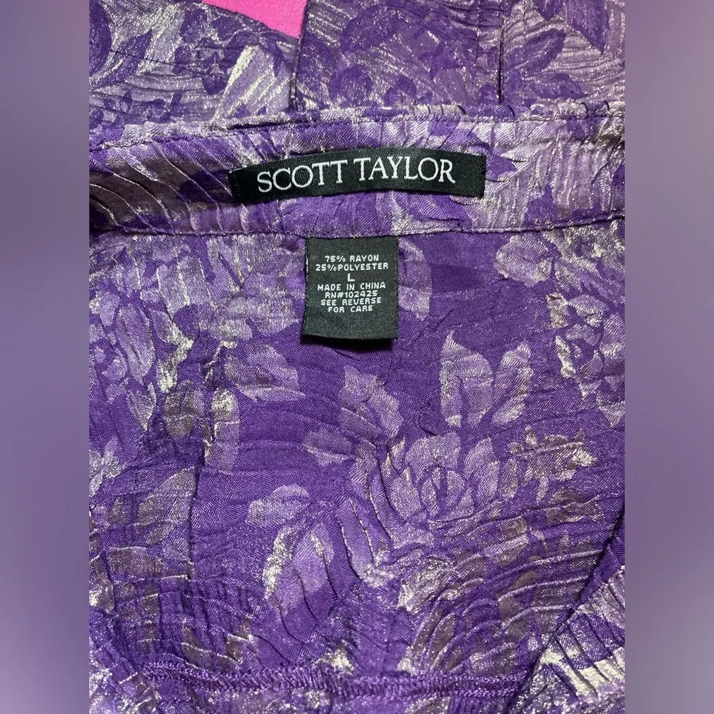 Scott Taylor purple metallic crinkle button up blouse Size L - Image 2