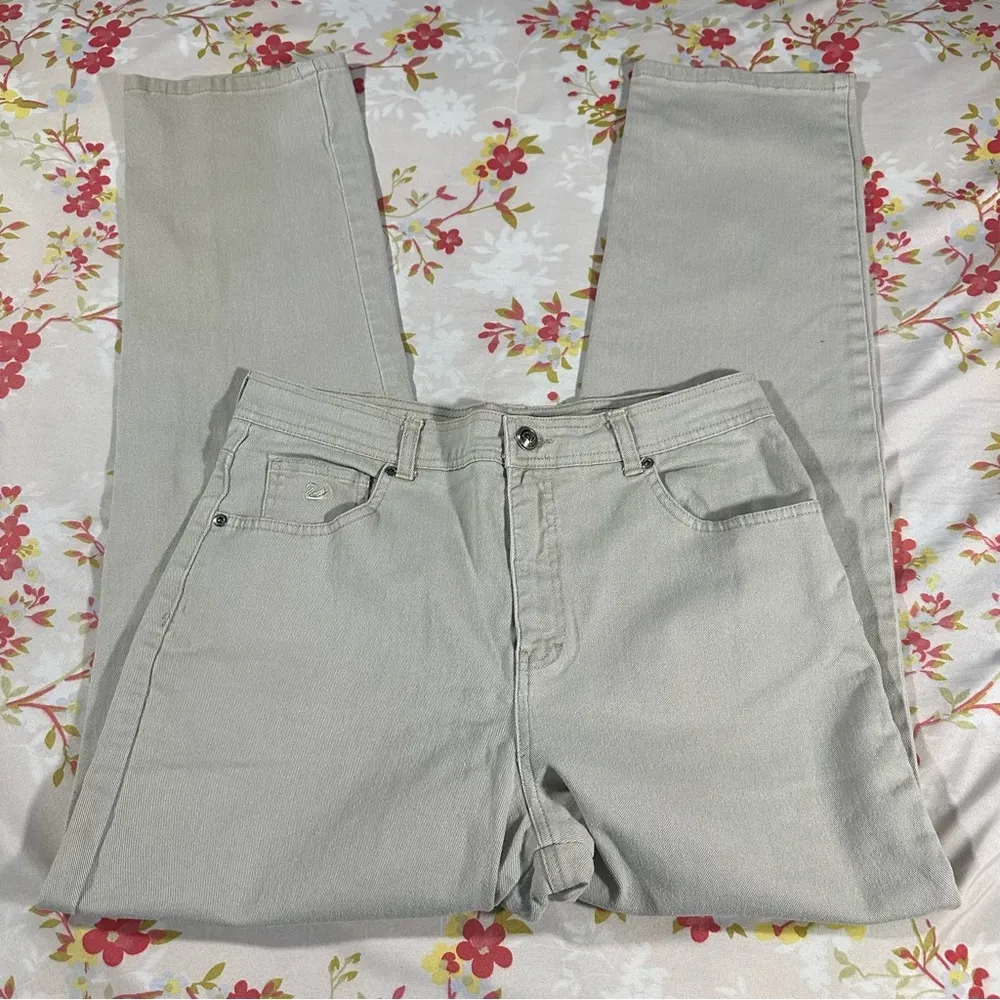 Khaki Jeans - Image 3