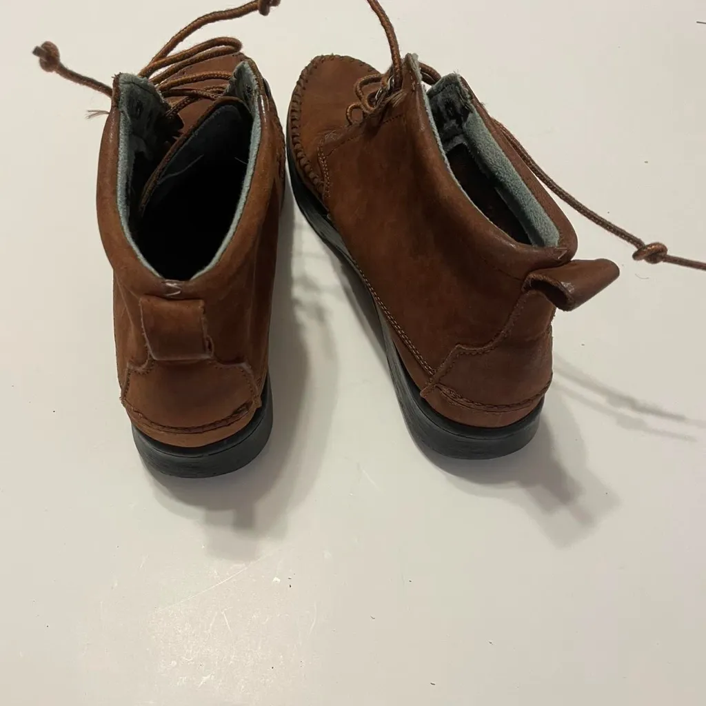 Dexter Women's 7 Brown Leather USA Made Booties Moccasin Nature Friendly Boots - Image 3