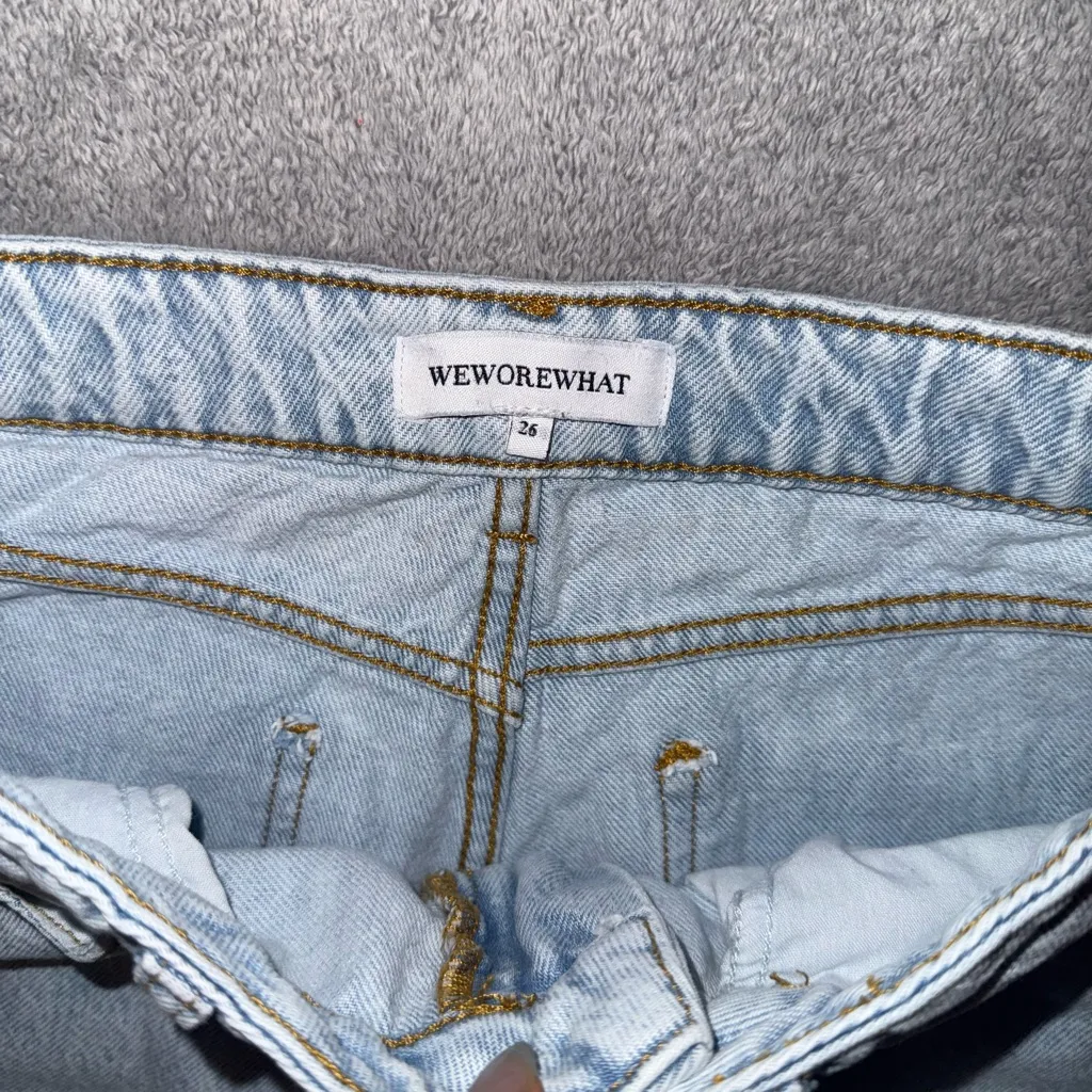 Weworewhat Mom Slit Straight Super Light
Denim Jeans Sz 26 - Image 9