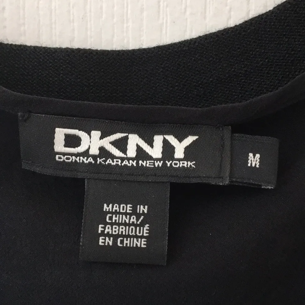 FINAL MARKDOWN Ladies’ DKNY Knit Top (M) - Image 3