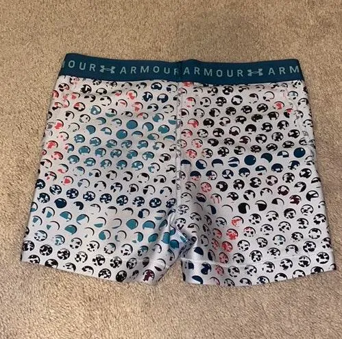 Under Armour Shorts - Image 2
