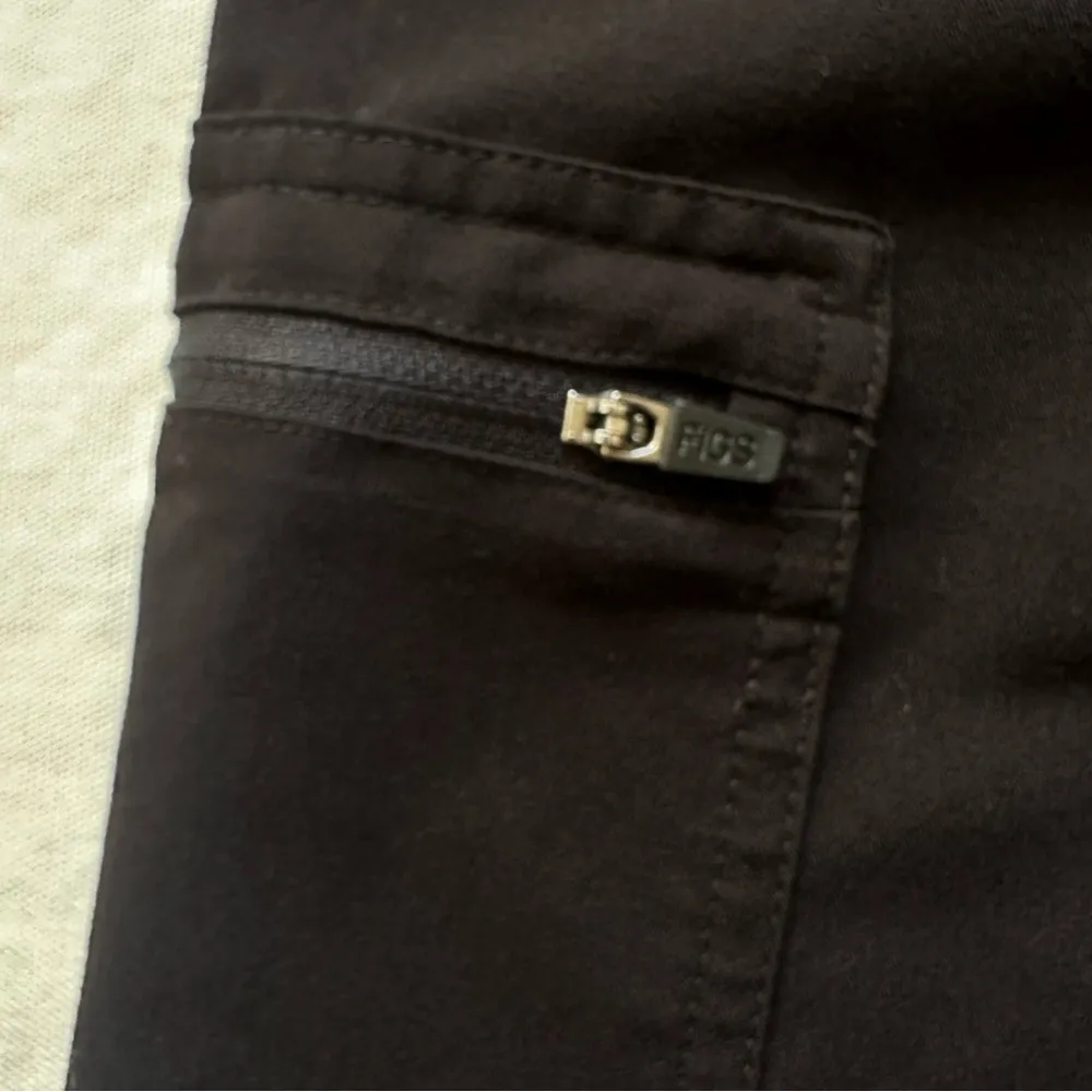 Yola Skinny Scrub Pants in Black Size XS Original Waistband - Image 7